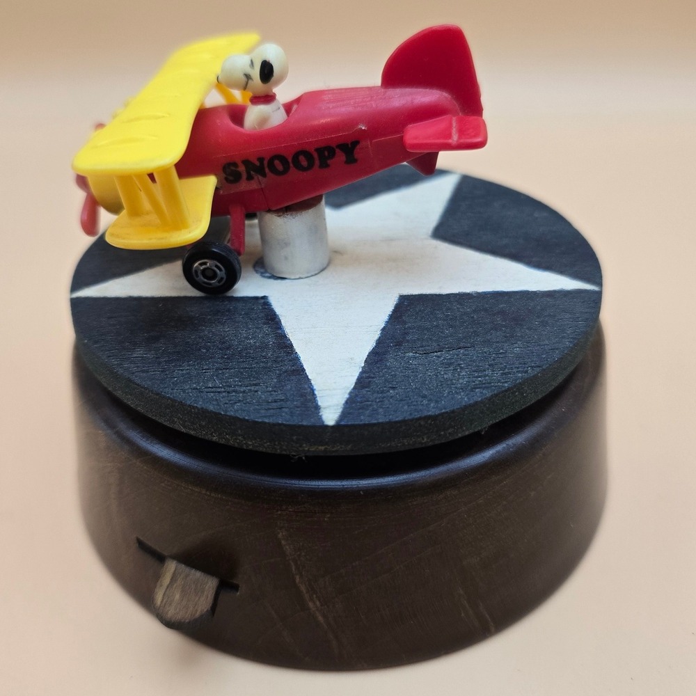 Vintage Reuge Snoopy Peanuts Music Box US Air Force Biplane Swiss Movement Works